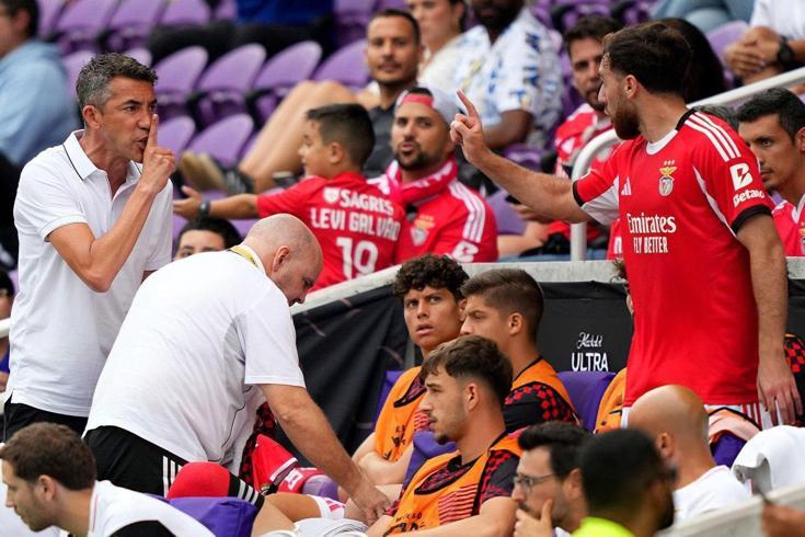 Oyundan alınan Orkun Kökçü sinir krizi geçirdi