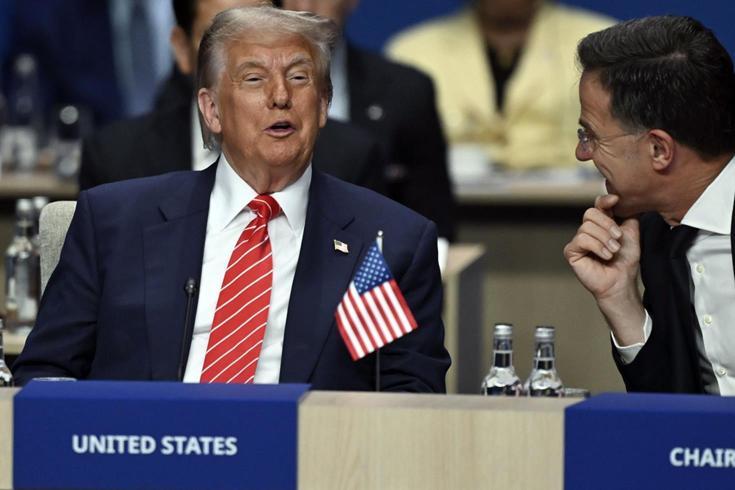 Trump’ın açıklamasına rağmen NATO bildirisinde 5. madde vurgusu