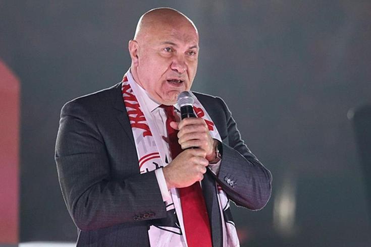 Yüksel Yıldırım 115 yıllık kulübün logosunu değiştirdi