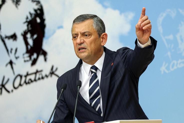 Belediye başkanlarının gözaltına alınmasının ardından Özel’den zehir zemberek sözler