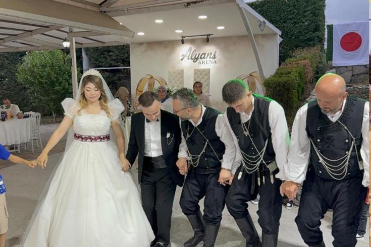 Japonya’dan Düzce’ye gelin geldi 13 bin kilometrelik aşk