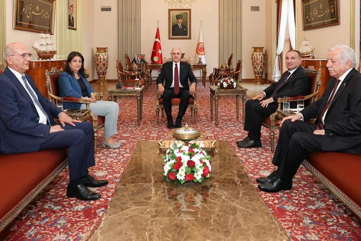 Komisyon için ilk adım Kurtulmuş, Meclis Başkanvekilleri ile bir araya geldi