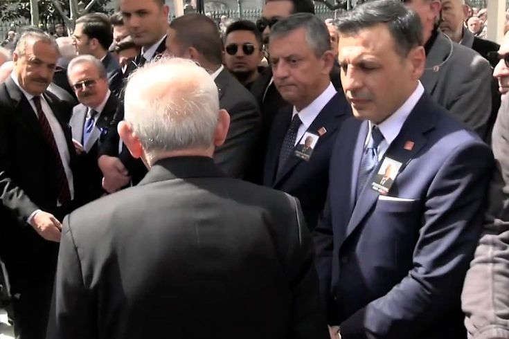 Özgür Özel’den selam vermeyen ve elini sıkmayan Kılıçdaroğlu’yla ilgili ilk yorum