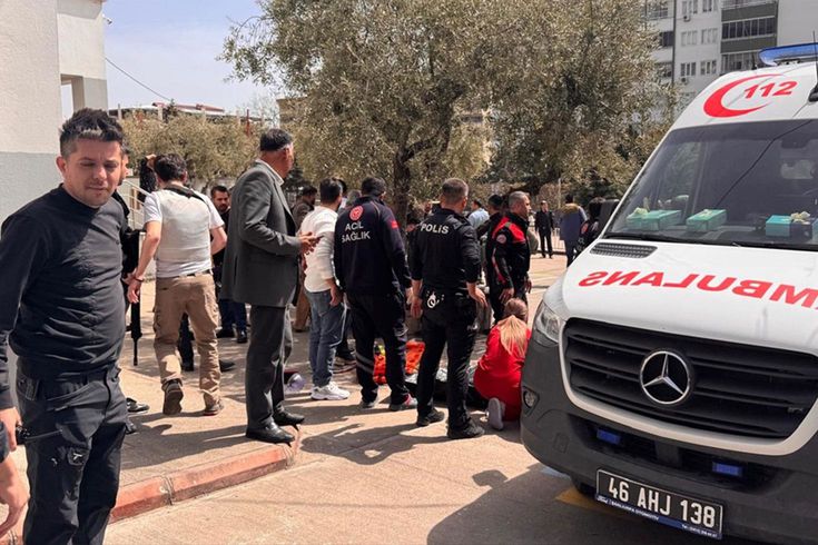 Kahramanmaraş’taki okul saldırısında hayatını kaybeden 9 kişinin kimliği belli oldu