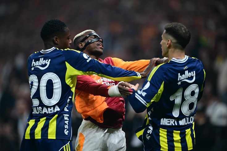 Osimhen’i karakola şikayet ettiler Nedeni bomba