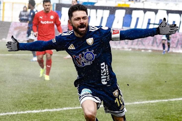 35 yaşındaki Eren Tozlu, kariyer sezonunu yaşadı