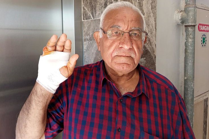 Komşusunun ısırdığı parmağı ampute edildi