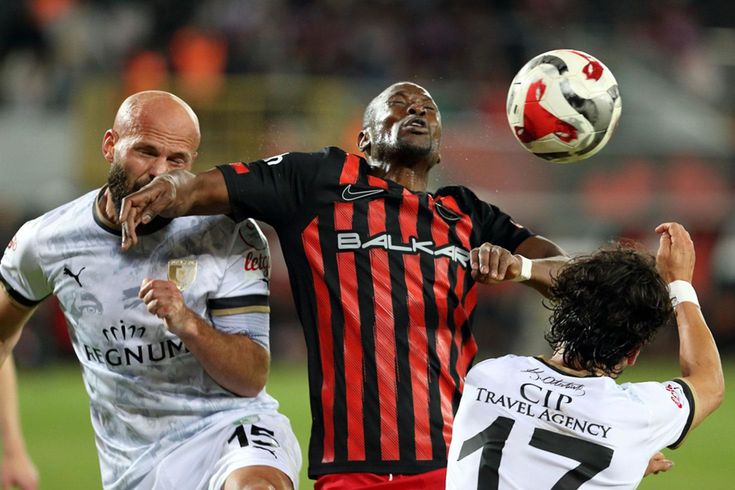 Bodrum’u deviren Çorum FK, Esenler Erokspor’un finaldeki rakibi oldu