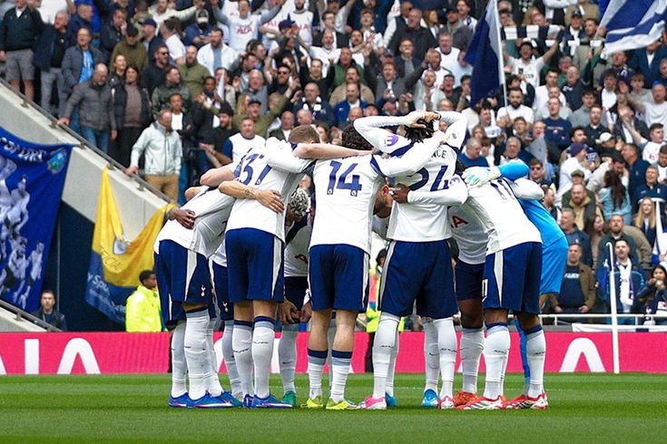 Son maçta kazanan Tottenham Hotspur ligde kaldı