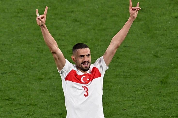 Merih Demiral’ın Fener’e gelmek için yaptığı fedakarlığa bakın