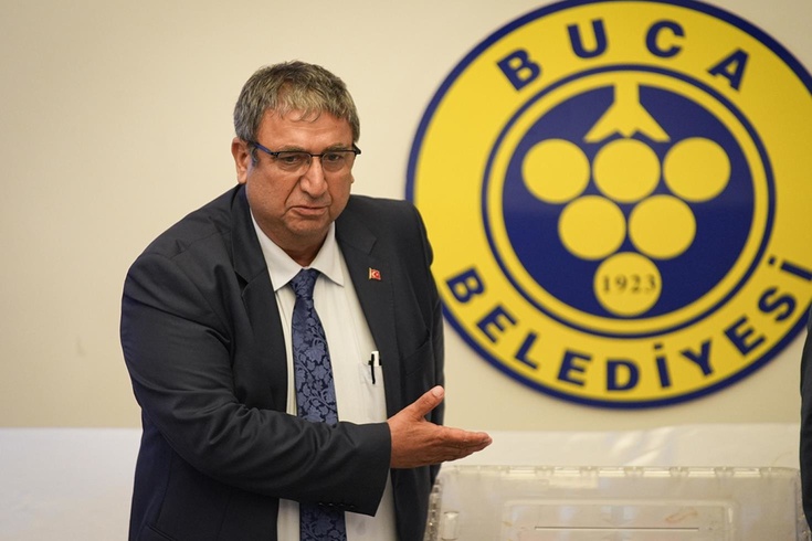 Buca’da görevden alınan Görkem Duman’ın yerine Hüseyin Benzer başkanvekili seçildi