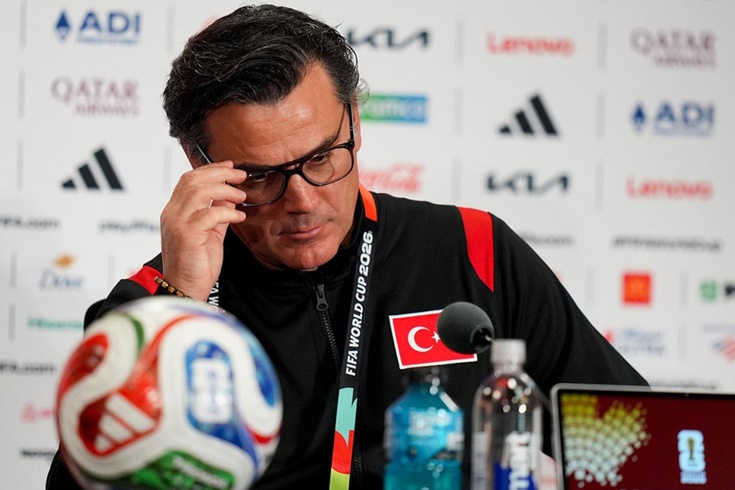 Montella, Avustralya maçına saatler kala kötü haberi verdi