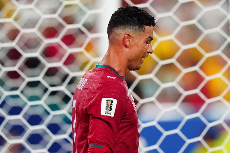 Galatasaraylı Davinson Sanchez’e büyük övgü: Ronaldo’yu futboldan soğuttu