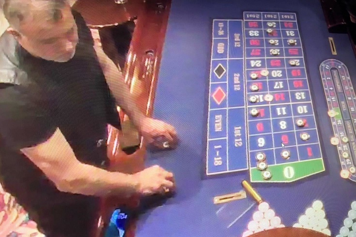 Nerede ve ne zaman çekildiği ortaya çıktı İşte Haluk Levent’in kumarhane fotoğrafının perde arkası