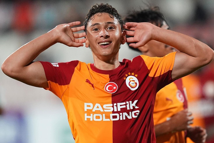 Galatasaray geriye düştüğü maçta farka koştu