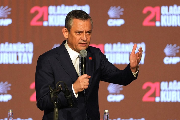 Özel, “Çağrı heyeti“ başkanlığına Murat Karayalçın’ı önerdi