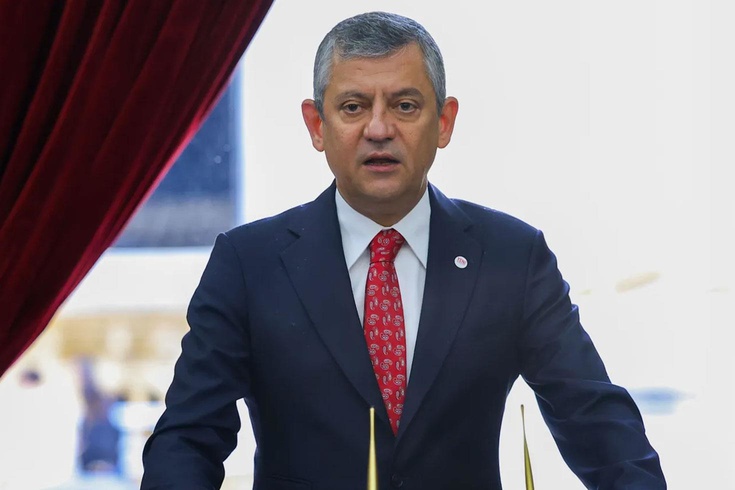 Binali Yıldırım’dan Özgür Özel’e sürpriz telefon
