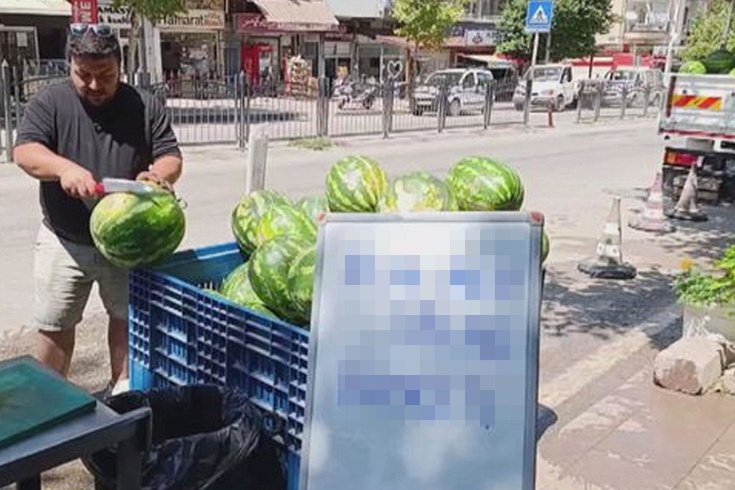 Yurdum insanı şaşırtmıyor Sözünü tutup bedava dağıttı