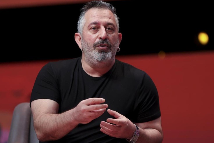 Cem Yılmaz yoğun bakımda Doktorundan sağlık durumuna ilişkin açıklama