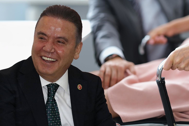 Muhittin Böcek’le ilgili gündemi sarsan ifade: “Keşke 16 yaşında olsan“ diyordu