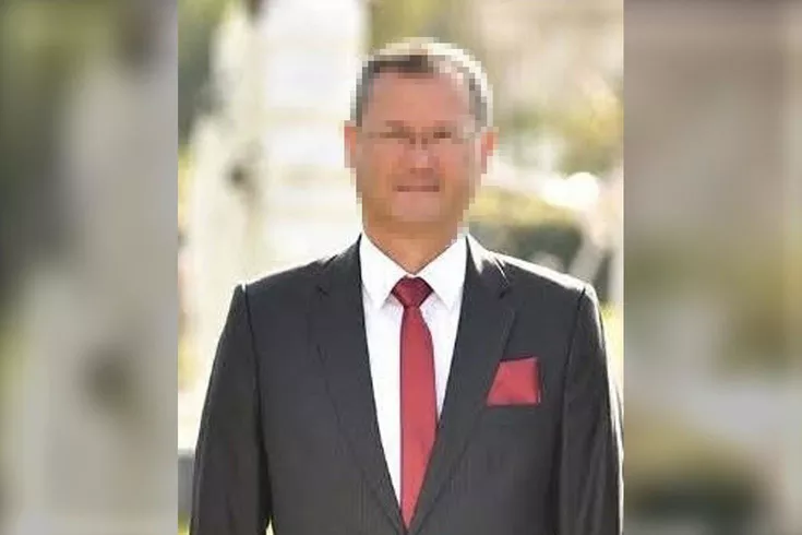 CHP, Çin’de gözaltında tutulan Fethiye Belediye Meclis Üyesi R.B.’nin partiyle ilişiğini kesti