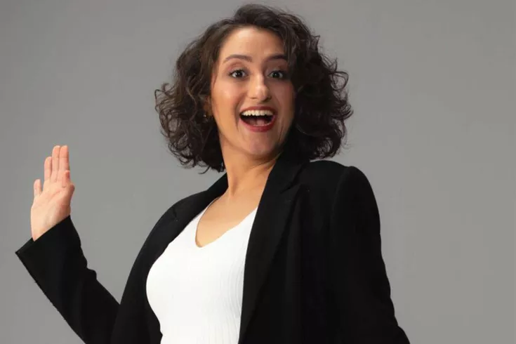 Ecem Erkek burnu ile ilgili eleştiriye fena patladı: Senin gibi her şeye burnumu mu sokayım