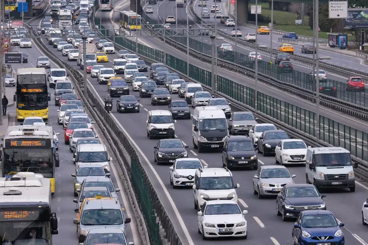 İstanbullular dikkat Salı günü otobüs, metro, metrobüs ve vapur ücretsiz