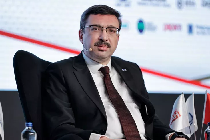 Hakkında soruşturma izni verilen eski SPK Başkanı İbrahim Ömer Gönül, KGK Başkanlığı görevinden alındı