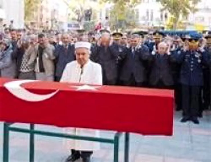 Gül\'e Protesto