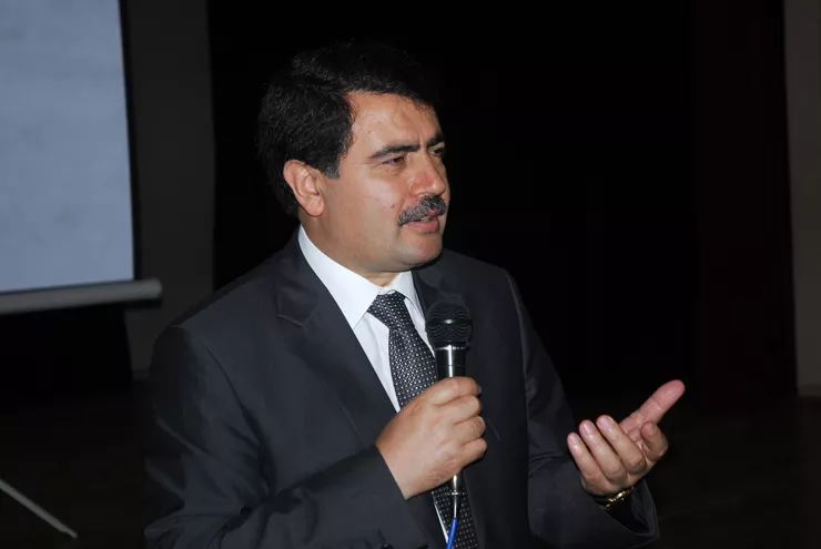 Düzce\'de Orta Hasarlı Binalar