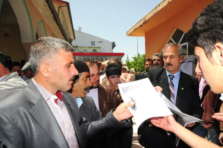 Van\'dan Sevan Nişanyan\'a Kınama