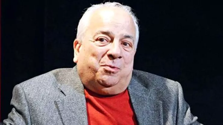Zeki Alasya Hayatını Kaybetti