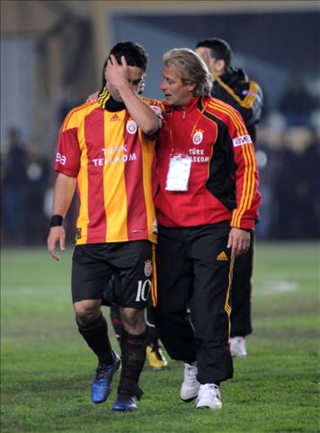 Ali Sami Yen’de Gözyaşları Son Dakika