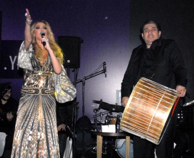 Petek Dinçöz, İbrahim Tatlıses’in Orkestrasıyla Coşturdu Son Dakika