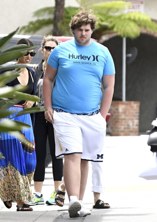 arnold schwarzenegger son hali