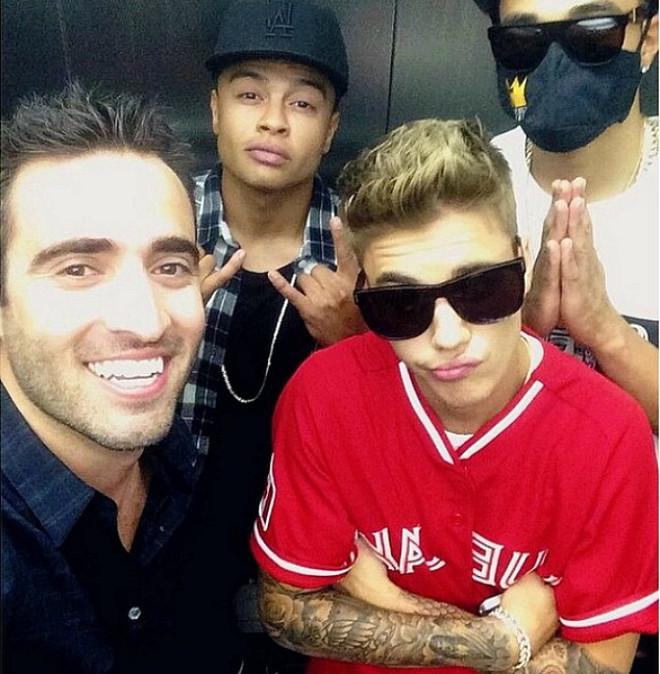 Otelde yalnızca Bieber için ayrılmış özel bir asansör.