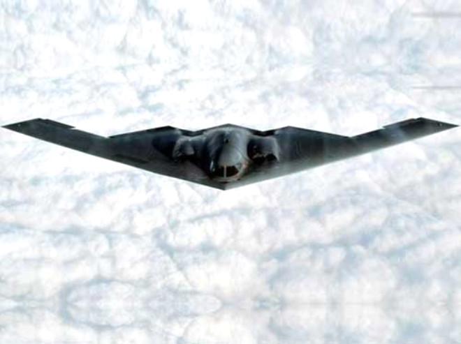 B-2 Spirit Stealth Bomber – 2.1 milyar dolar