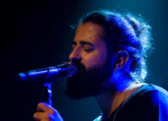 Koray Avcı Sakalsız Hali