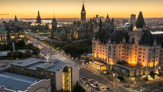 Ottawa, Kanada – 2446 dolar