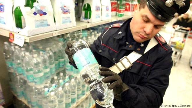 2003: İtalyada asetonlu su