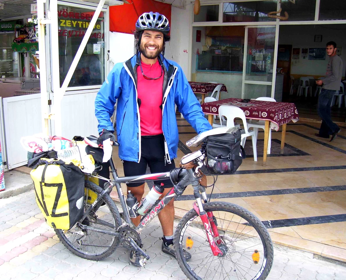 Çanakkale: Bisikletle Dünya Turuna Çıkan Yeni Zelandalı Çanakkale\'ye Ulaştı