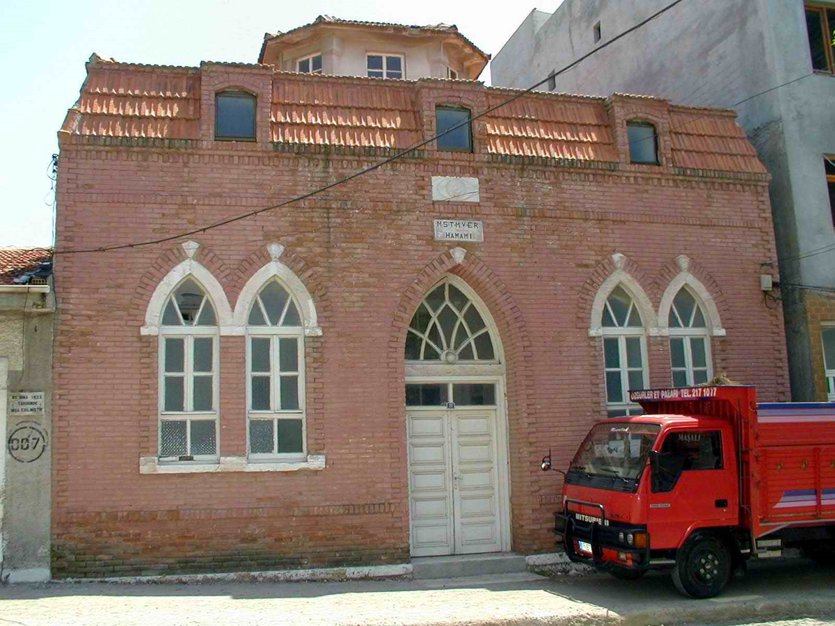 Çanakkale'de Asırlık Hamam Harabeye Döndü