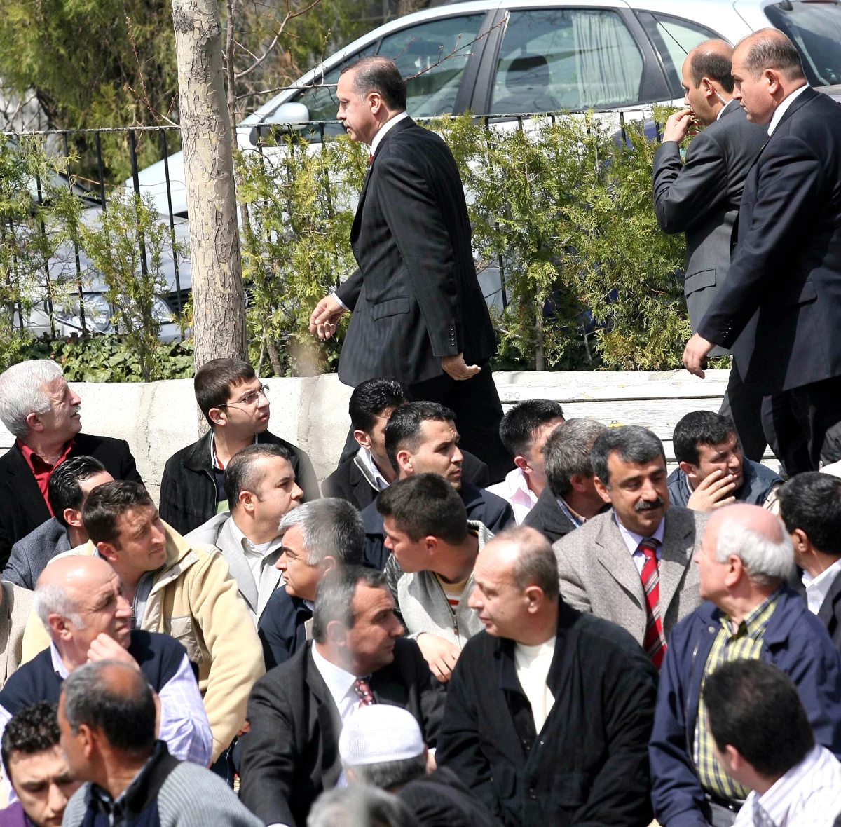 Başbakan Erdoğan, Cuma Namazını Yıldız Orta Camii\'nde Kıldı