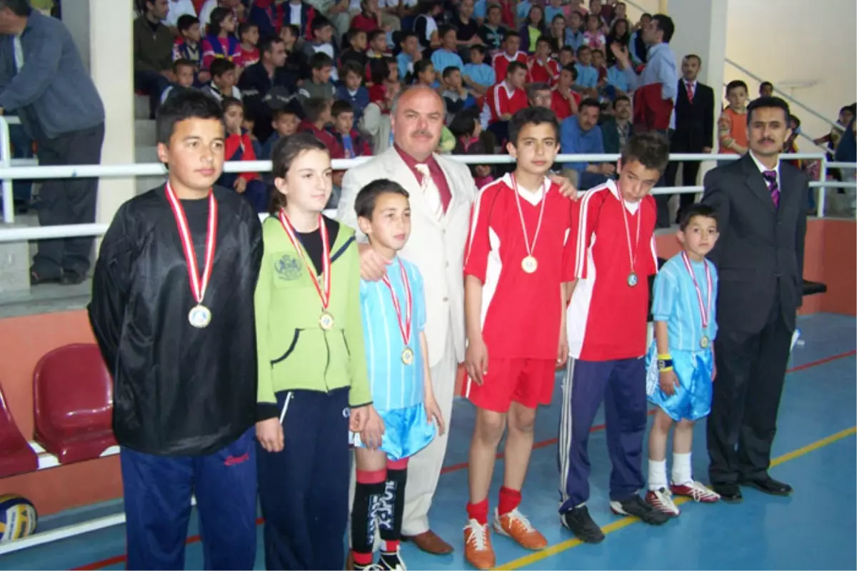 Pamukova\'da Ulusal Egemenlik Haftası ve 2007 Mevlana Yılı Spor Etkinlikleri