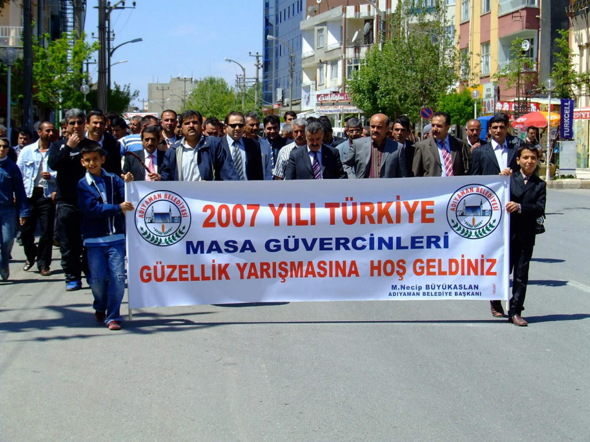 Güvercin Meraklıları Kortejde Buluştu
