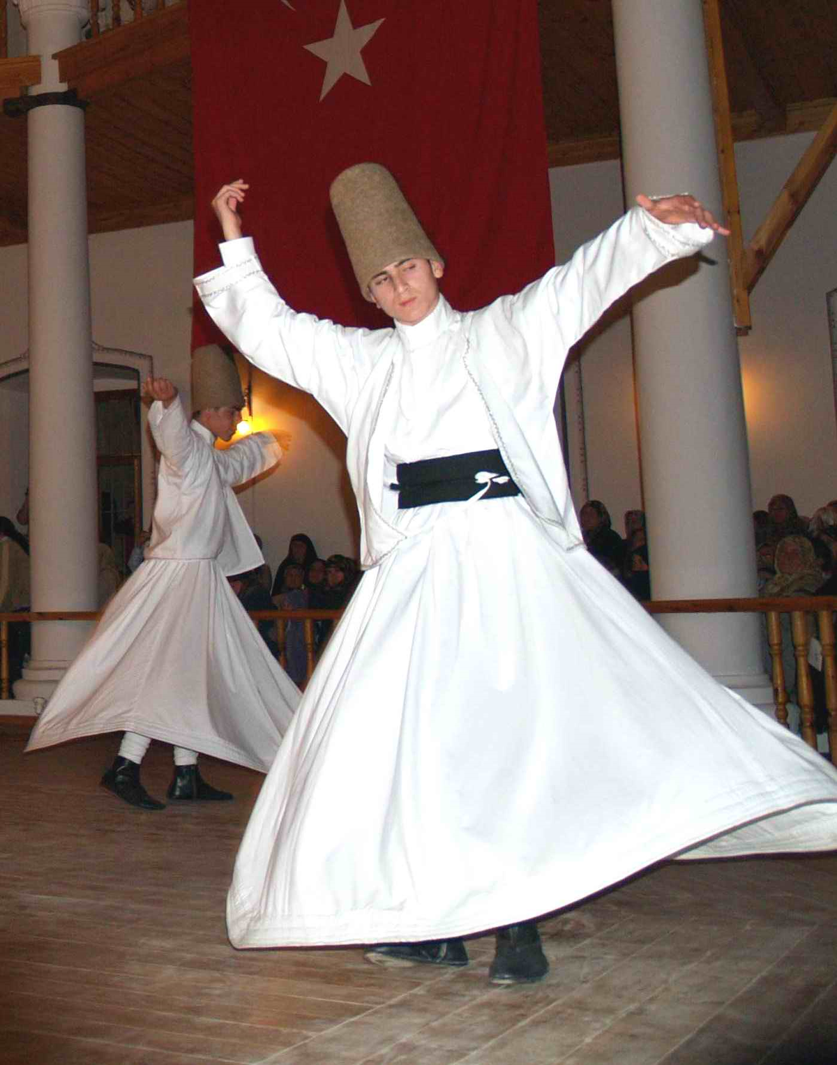 Gelibolu Mevlevihanesi'nde Sema Gösterisi...