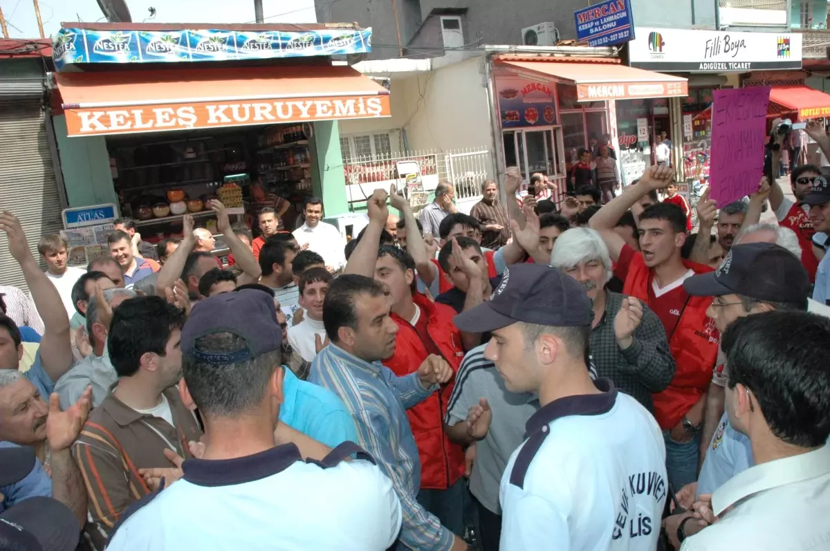 Esnaf ve Vatandaşın Tek Yön Protestosu