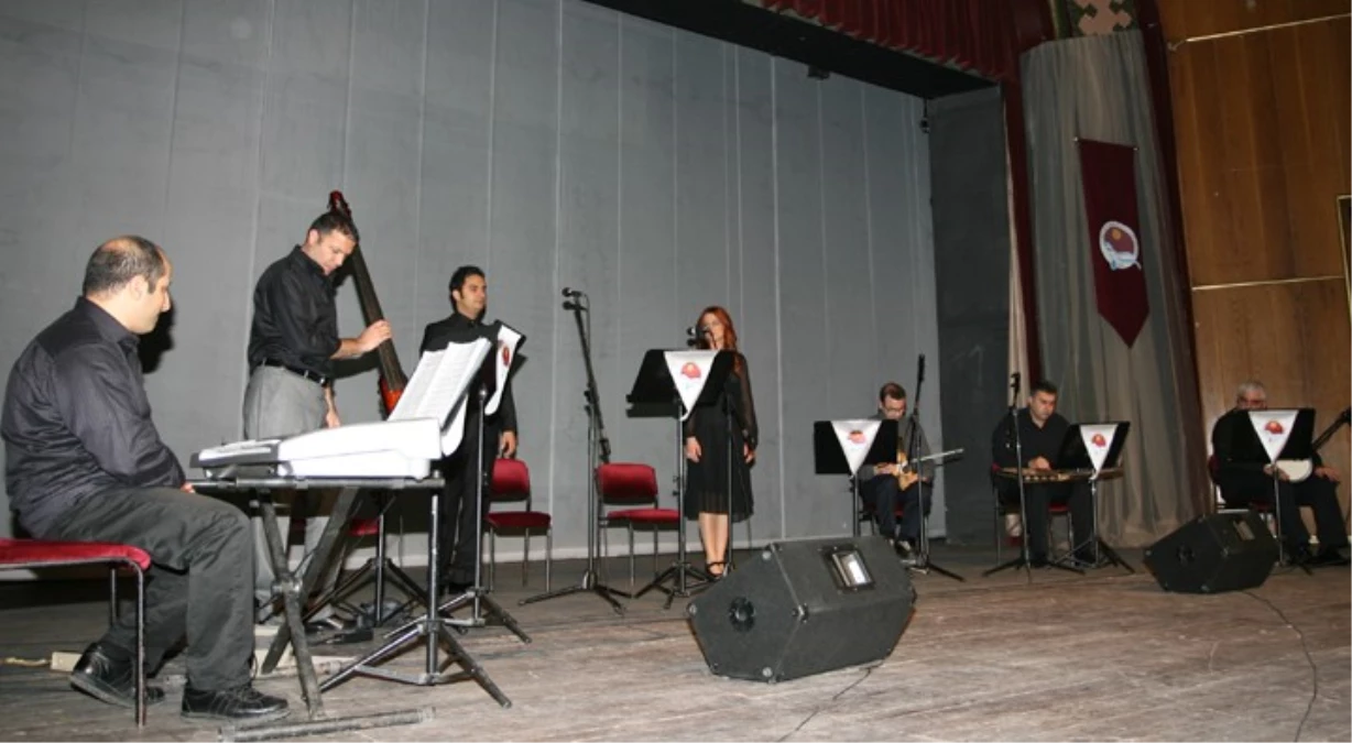 Mersin\'de Türk Müziği Festivali Başladı