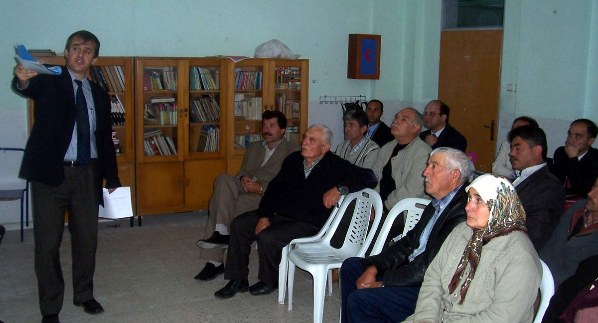 Gökçebey'de Seracılık Eğitimi