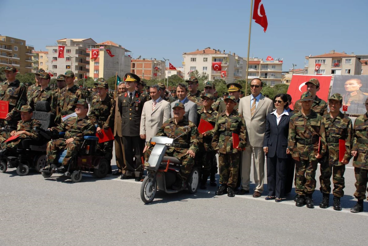 Manisa'da, Engellilerin Yemin Töreni